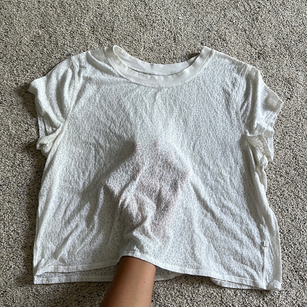 lululemon t shirt